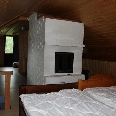 Lägenhet Viisi Leipaeae