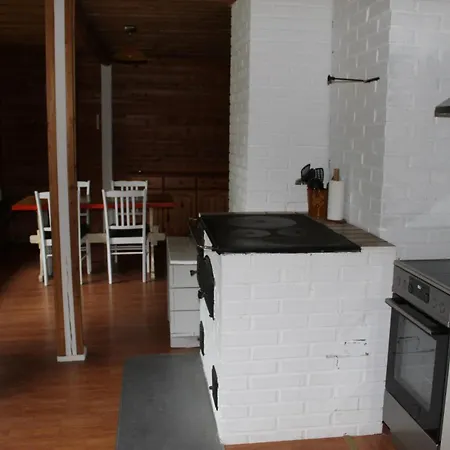 Apartment Viisi Leipaeae Tokrajaervi